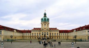800px-Schloss_Charlottenburg